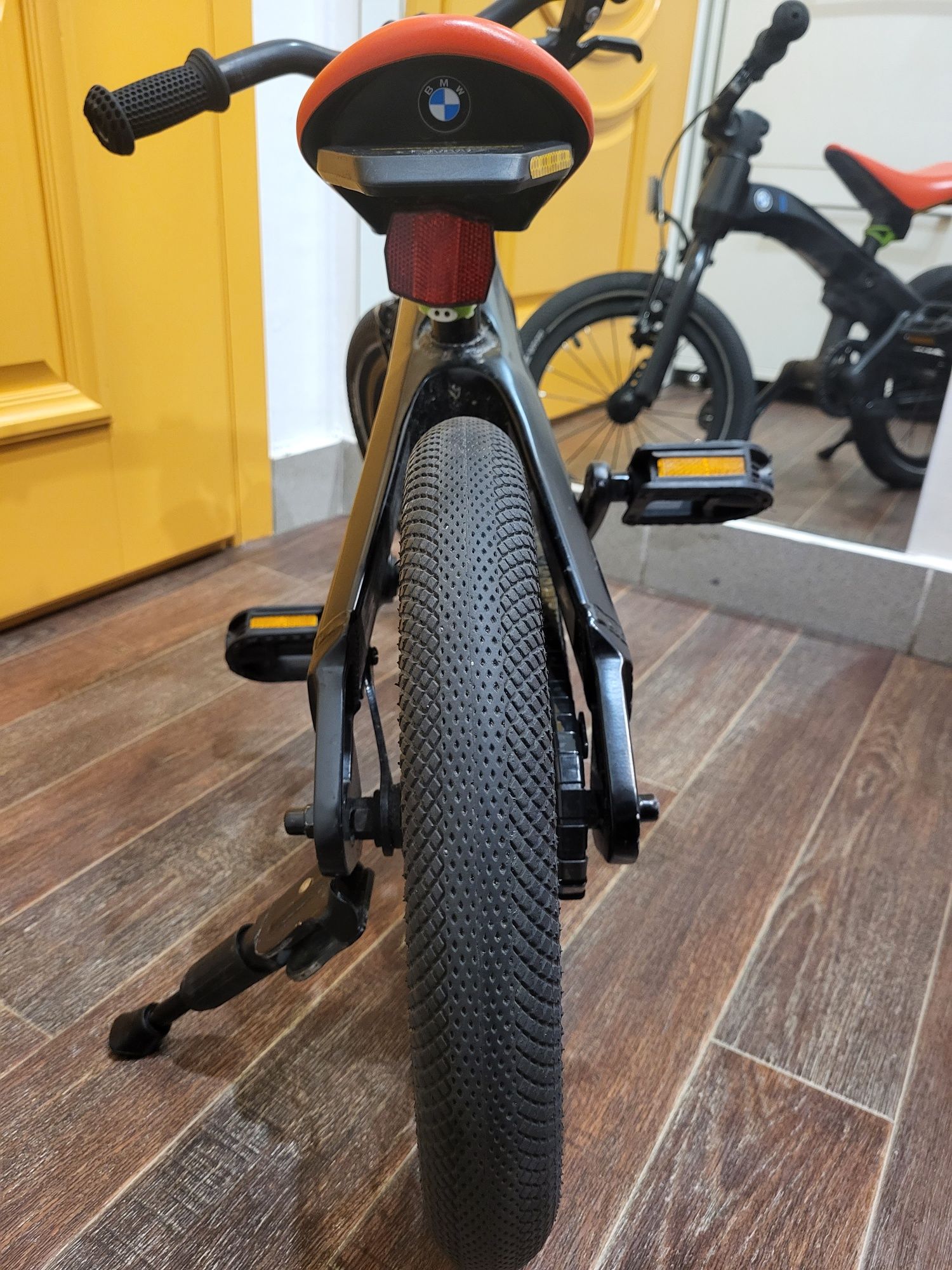 Дитячий велосипед BMW Kidsbike, чорний