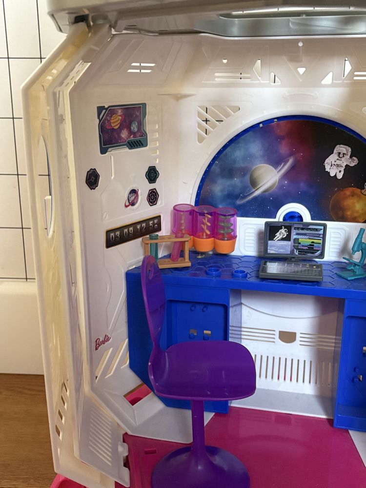 Barbie stacja kosmiczna rakieta lalka