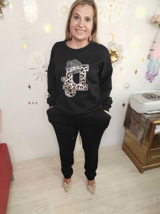 Wikiland Piękny  Dres * Sportowa elegancja *Cyrkonie * Masełko 42-46