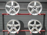 Felgi aluminiowe Dezent 16 5x112 Vw Golf VI VII VIII Touran I II Caddy