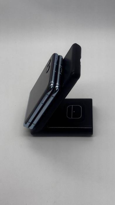 Motorola Razr Plus 2023 256GB | Частинами 0% |Гарантія|Неверлок (0517)
