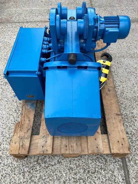 Wciągnik 1T BZUT  suwnica wciągarka elektrowciąg demag wyciągnik wciag