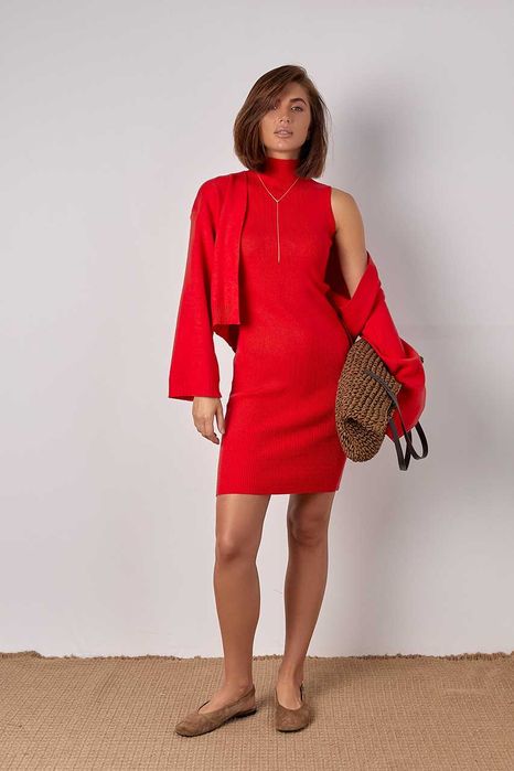 В'язаний костюм із сукнею в рубчик і кардиганом без застібки