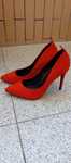 Sapatos vermelhos 37