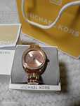 Zegarek Michael Kors różowe złoto z kryształkami Swarovski