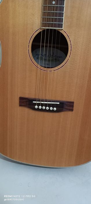 Guitarra acústica