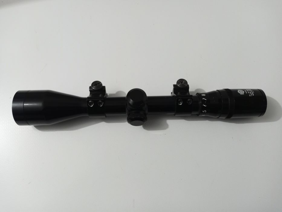 Mira Telescópia 3x - 9x40 usada em bom estado