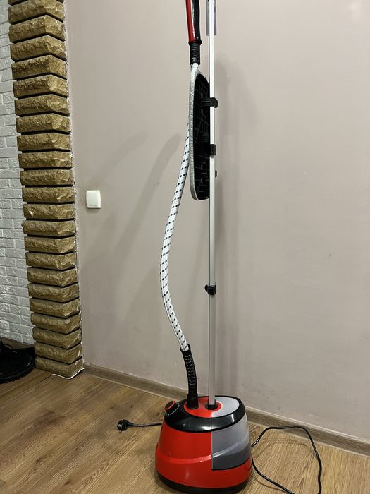 Відпарювач вертикальний підлоговий Gold Diamond