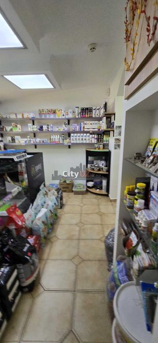 Продається комерційне приміщення на вул. Минайській