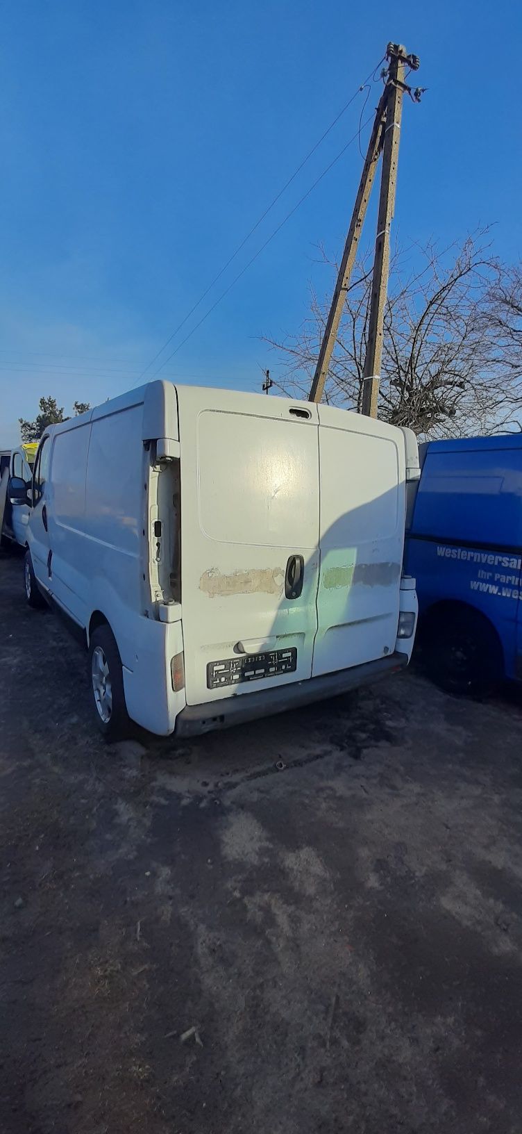 Czesci opel vivaro renault trafic