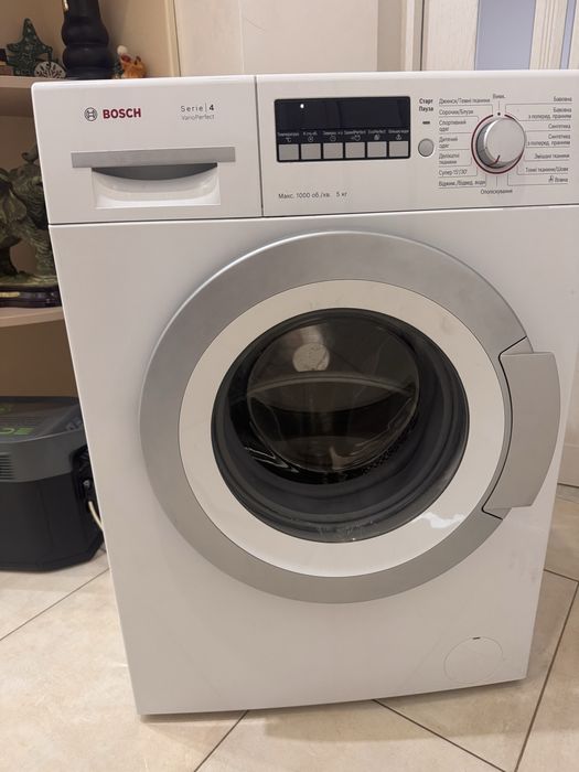 Продається пральна машина , була у викорисианні 4 роки , стан  ідеальн