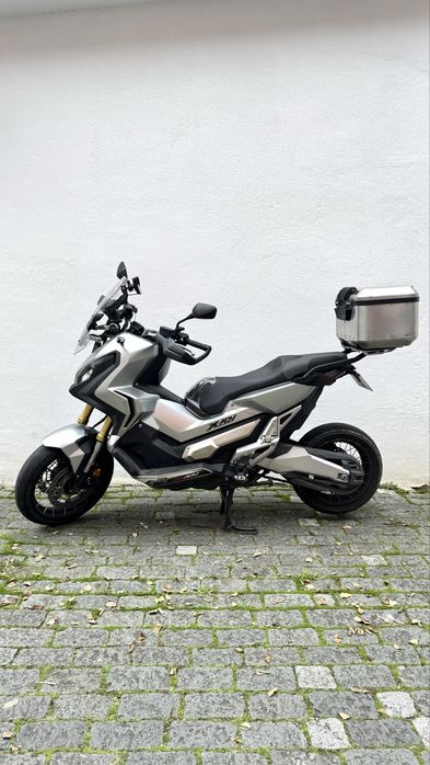 Honda X-ADV 750 + Topcase