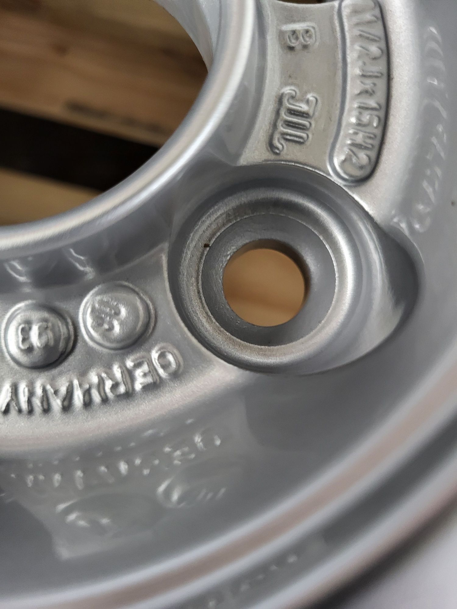 Volkswagen Golf Felgi BBS 409 15"