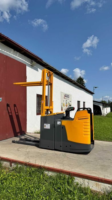 Навантажувач електроштабелер кара №977* Jungheinrich ERD220r 2t 198 см