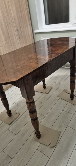 Стіл кухонний дерев'яний