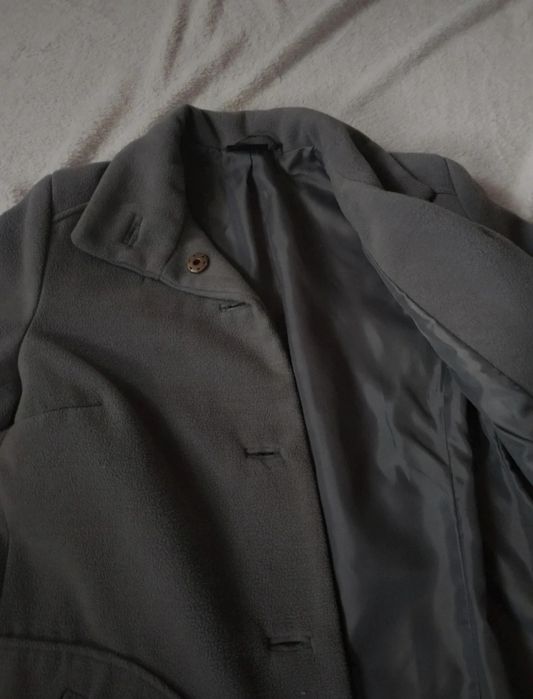 długi płaszcz zimowy