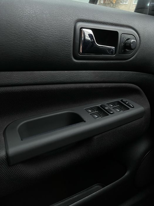 Новий комплект ручек (3 цвета) Volkswagen Golf 4, Bora, Jeta