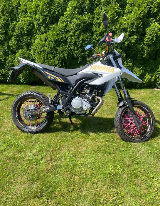 Yamaha wr 125cc SUPERMOTO 2011r