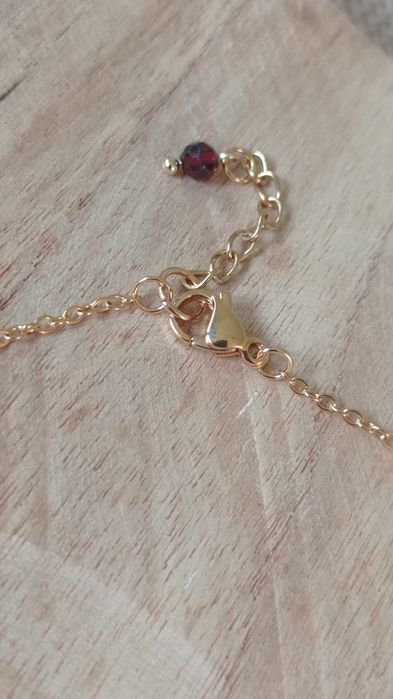 Naszyjnik, choker z kamienia z zawieszką koniczyną marokańską, prezent