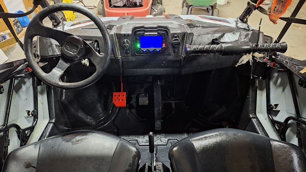 Buggy polaris rzr200