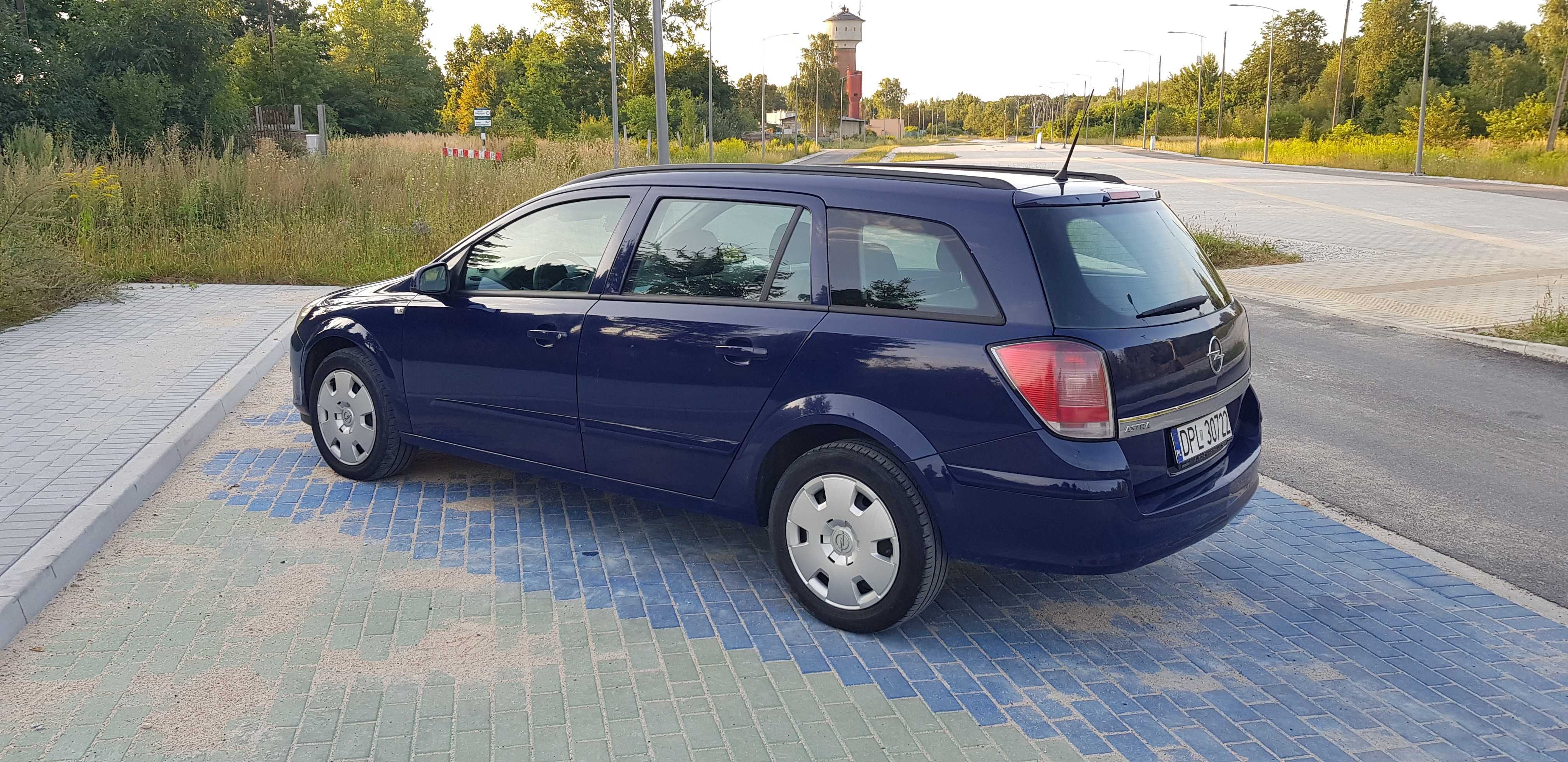 Opel Astra H 1.9 CDTI 101 KM. Dużo nowych części. Jeszcze posłuży...