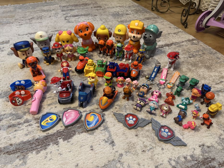 Іграшки щенячий патруль