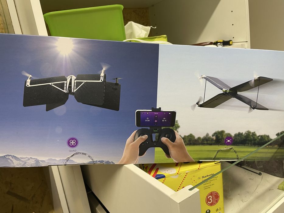 Dron Parrot Swing Nowy