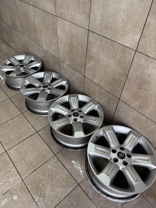 Диски r18 toyota