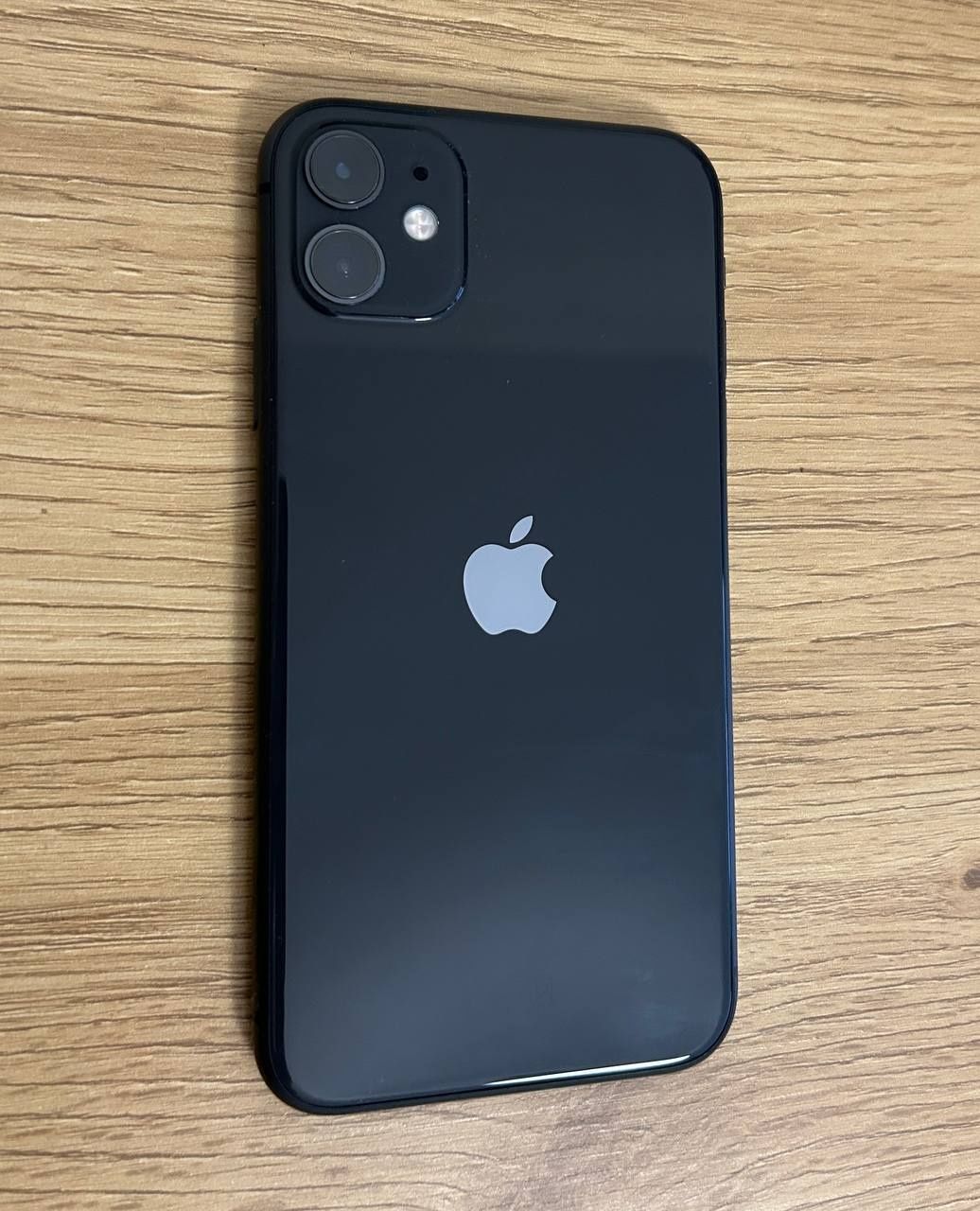 iPhone 11 64 GB czarny + gratis