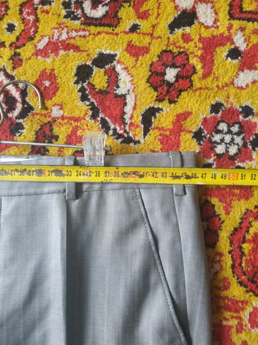 Костюмы мужские можно для школы