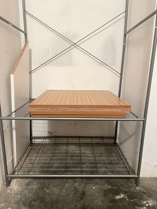 Movel aberto porta-cabides