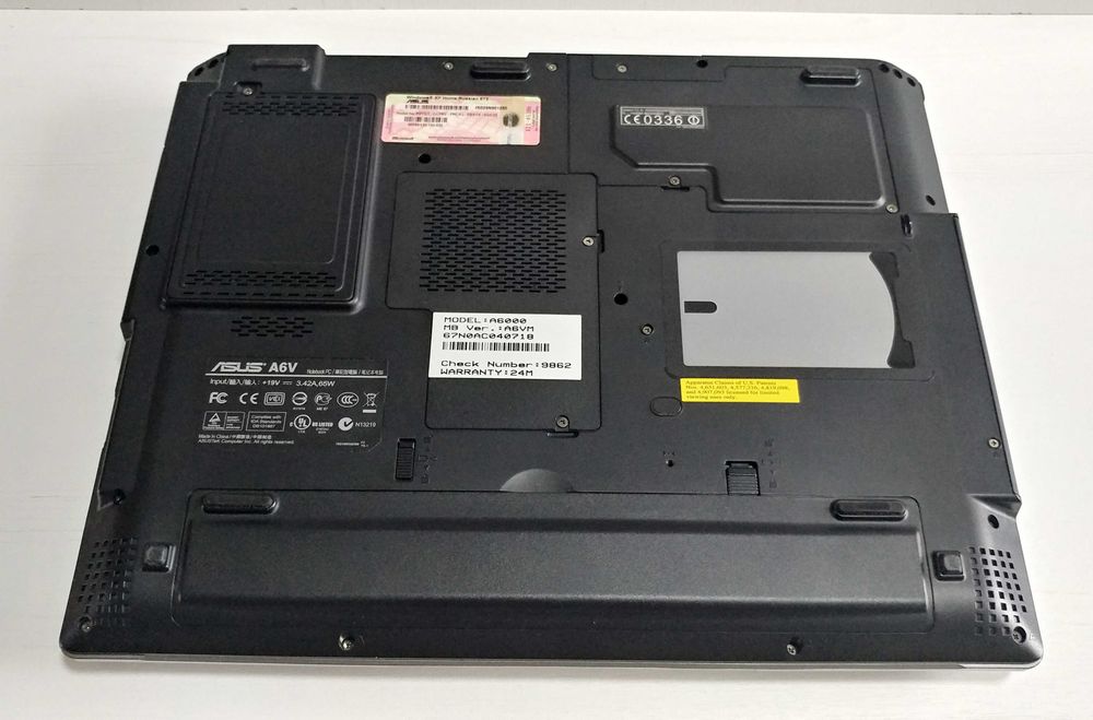 Ноутбук ASUS 6000VM, как НОВЫЙ