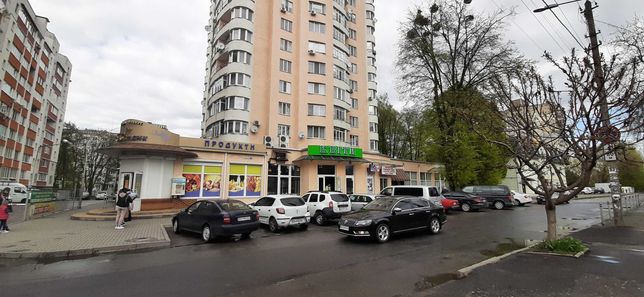 Продам комерційне приміщення вул Водопровідна фасад перша лінія