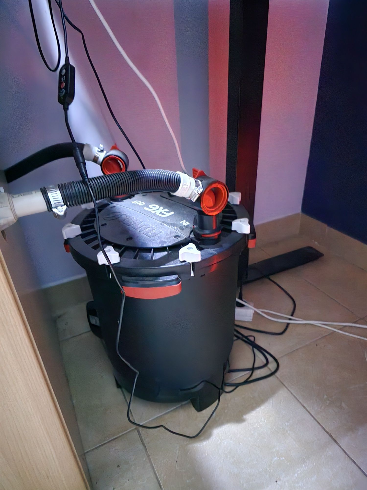 Akwarium 375L, filtr I prefiltry, komoda