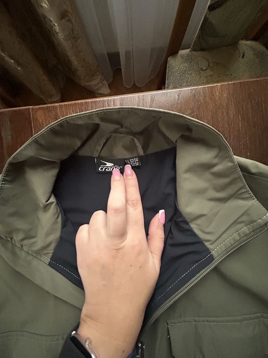 Курточка чоловіча.