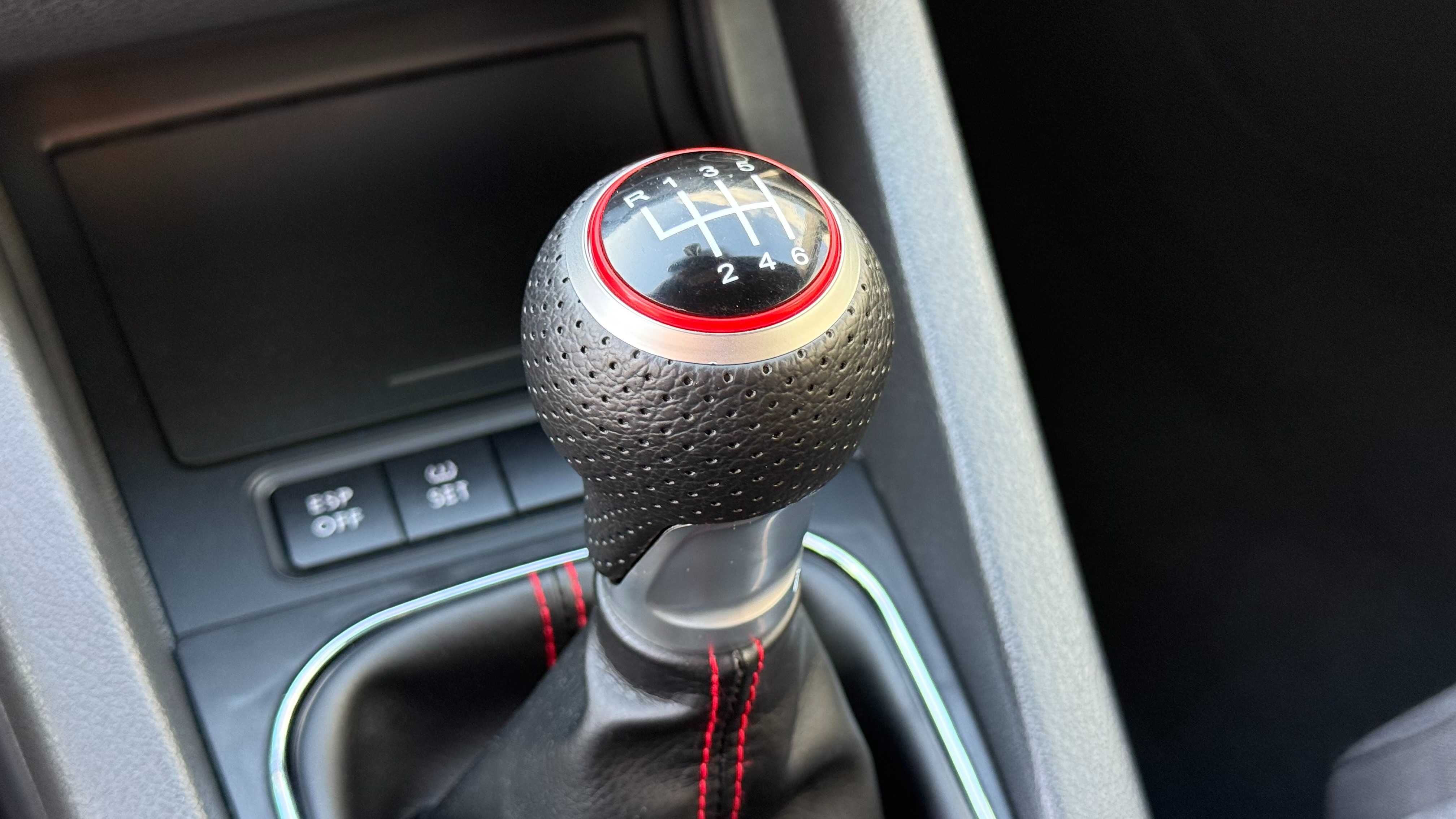 VW Golf 2.0 GTI MK5 (200cv)