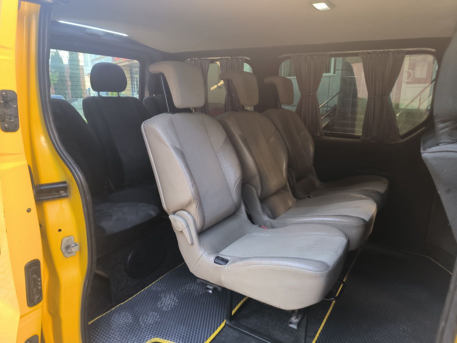 Opel Vivaro, 1.9 супер стан