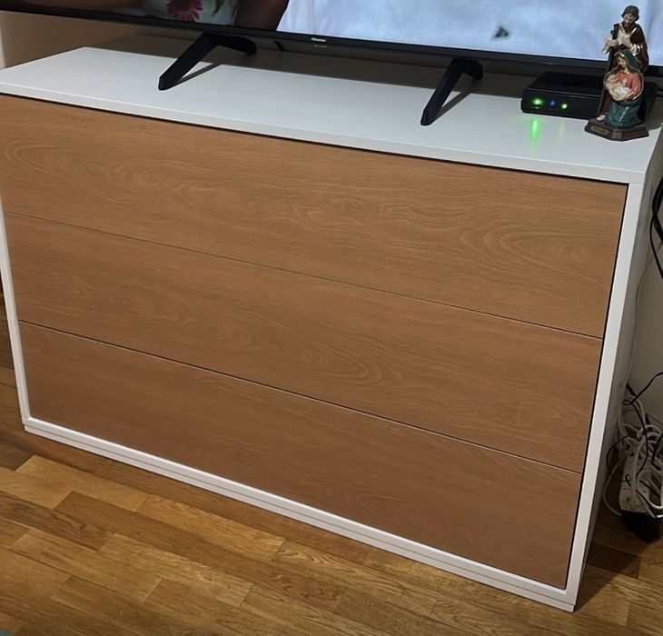 Comoda usada dois meses