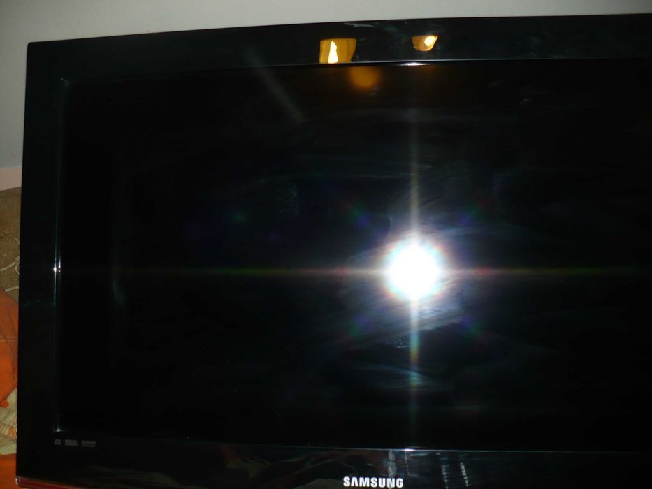 Telewizor Samsung model LE32B450CA4