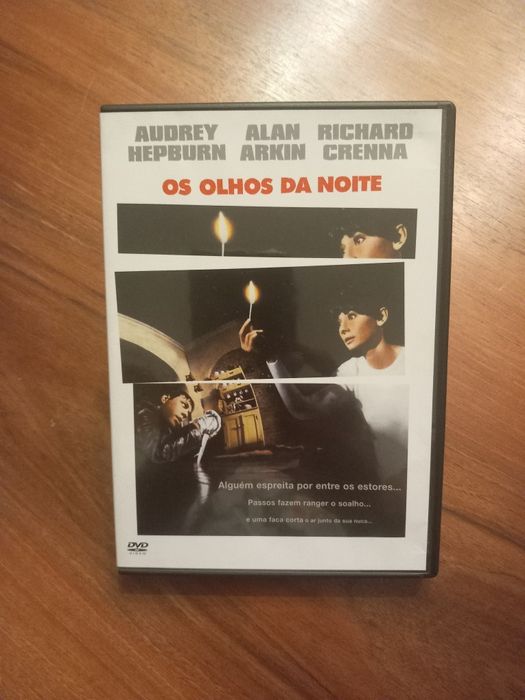 Os Olhos da Noite (Terence Young)