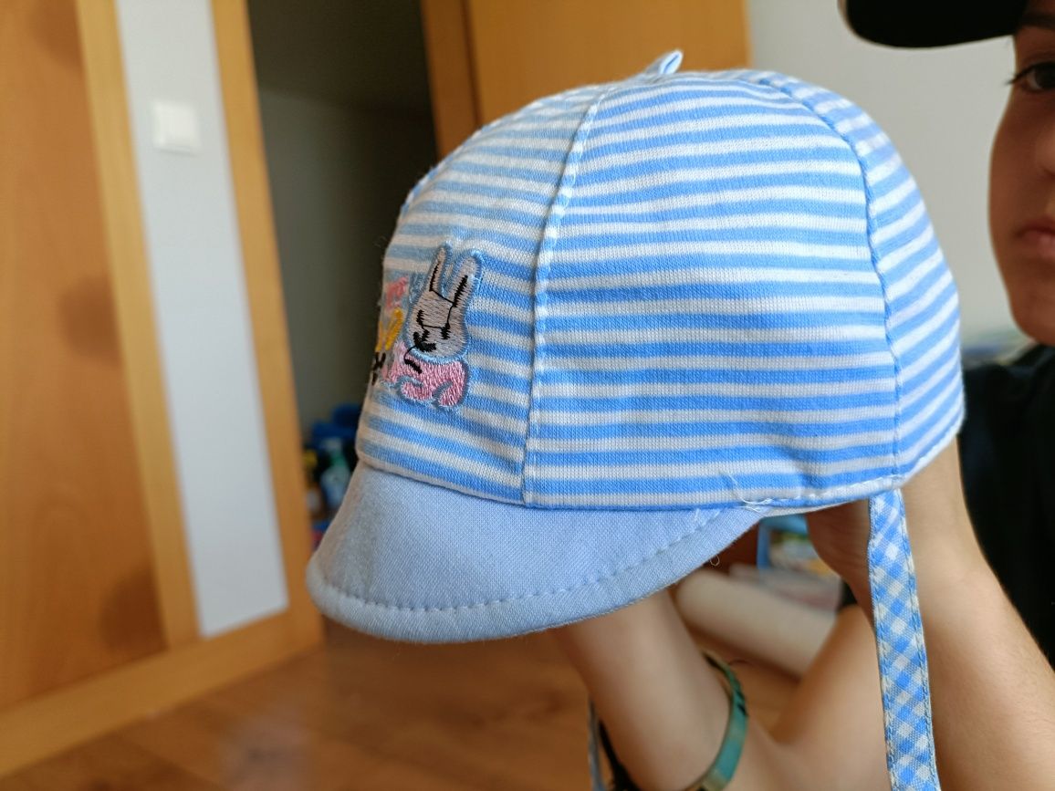 Chapéu de bebé - 42,5 cm de diâmetro