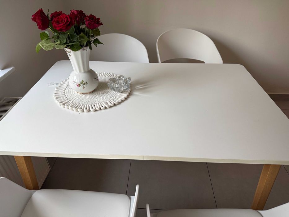 biały stół prostokatny skandynawski 120x80 stan bardzo  dobry