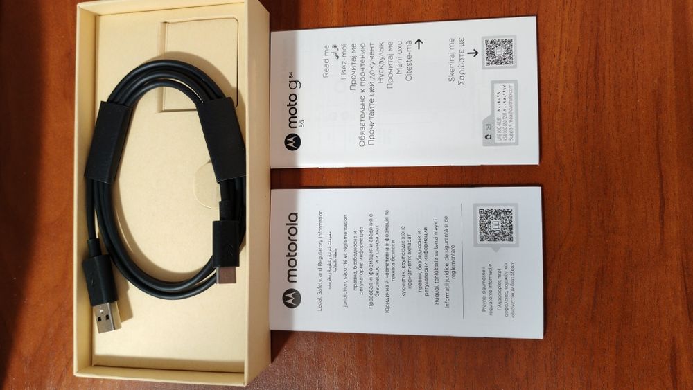 Смартфон Motorola Moto g 84 (8/256)