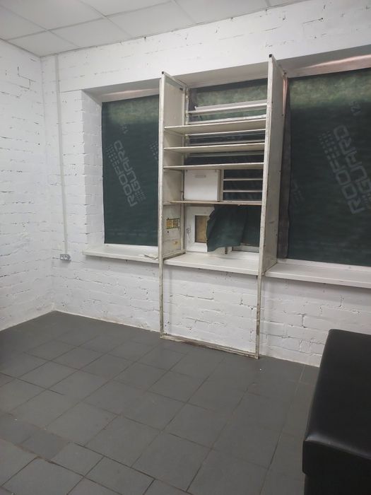 Продам нежитлове приміщення магазин