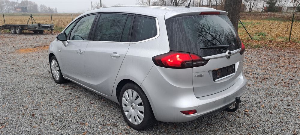 Opel Zafira Tourer 7osobowa 1.4 turbo 140km 2015r sprowadzona