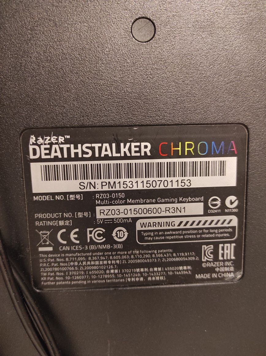 Ігрові кравіатури razer, Logitech.