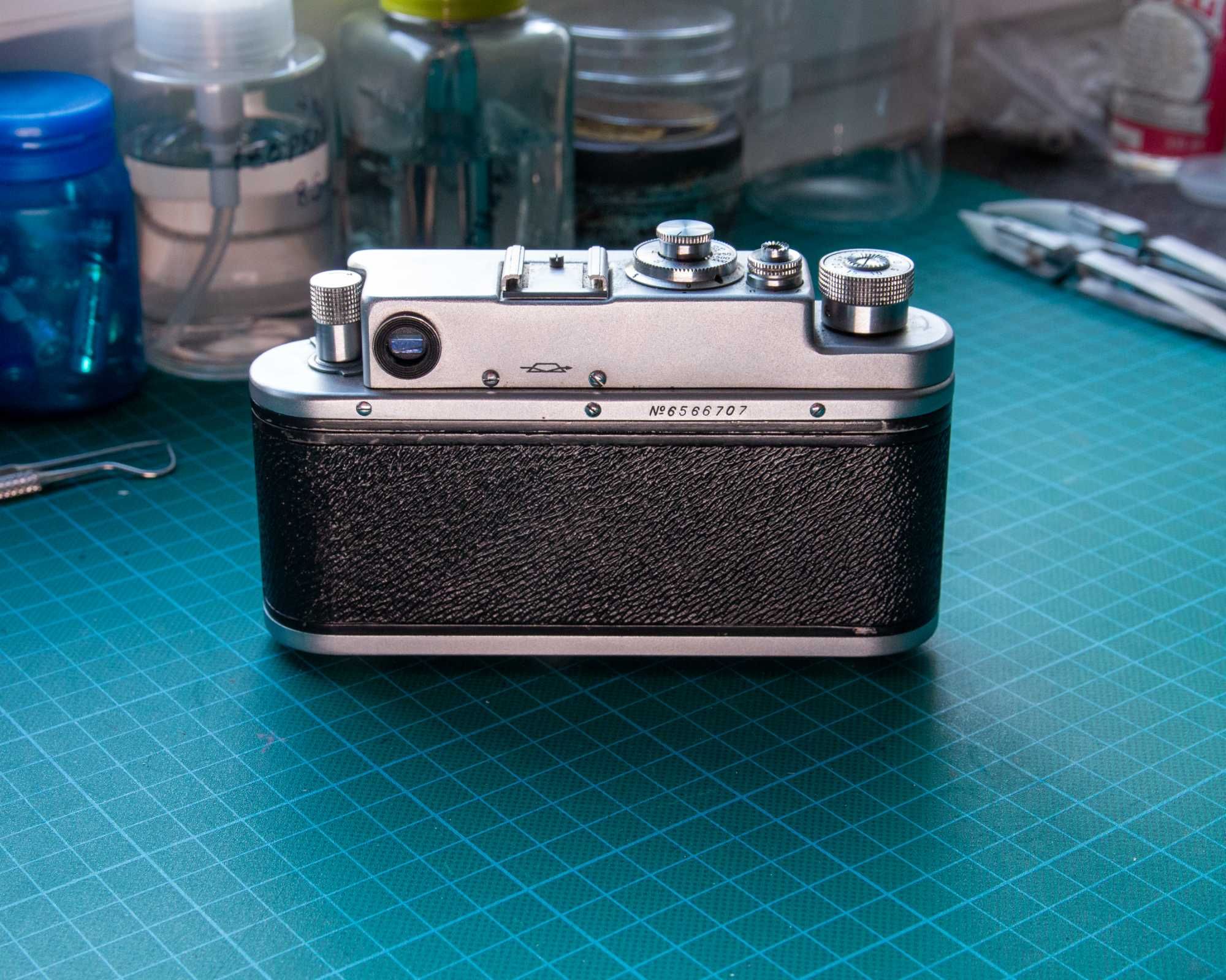 Máquina fotográfica Zorki-4 com objectiva Jupiter-8 50mm f/2