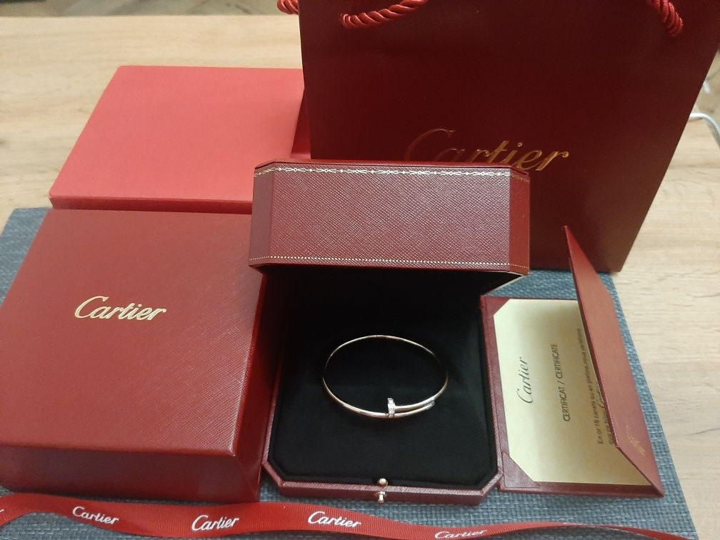 Cartier Juste un clou, браслет золотой с бриллиантами Гвоздь.