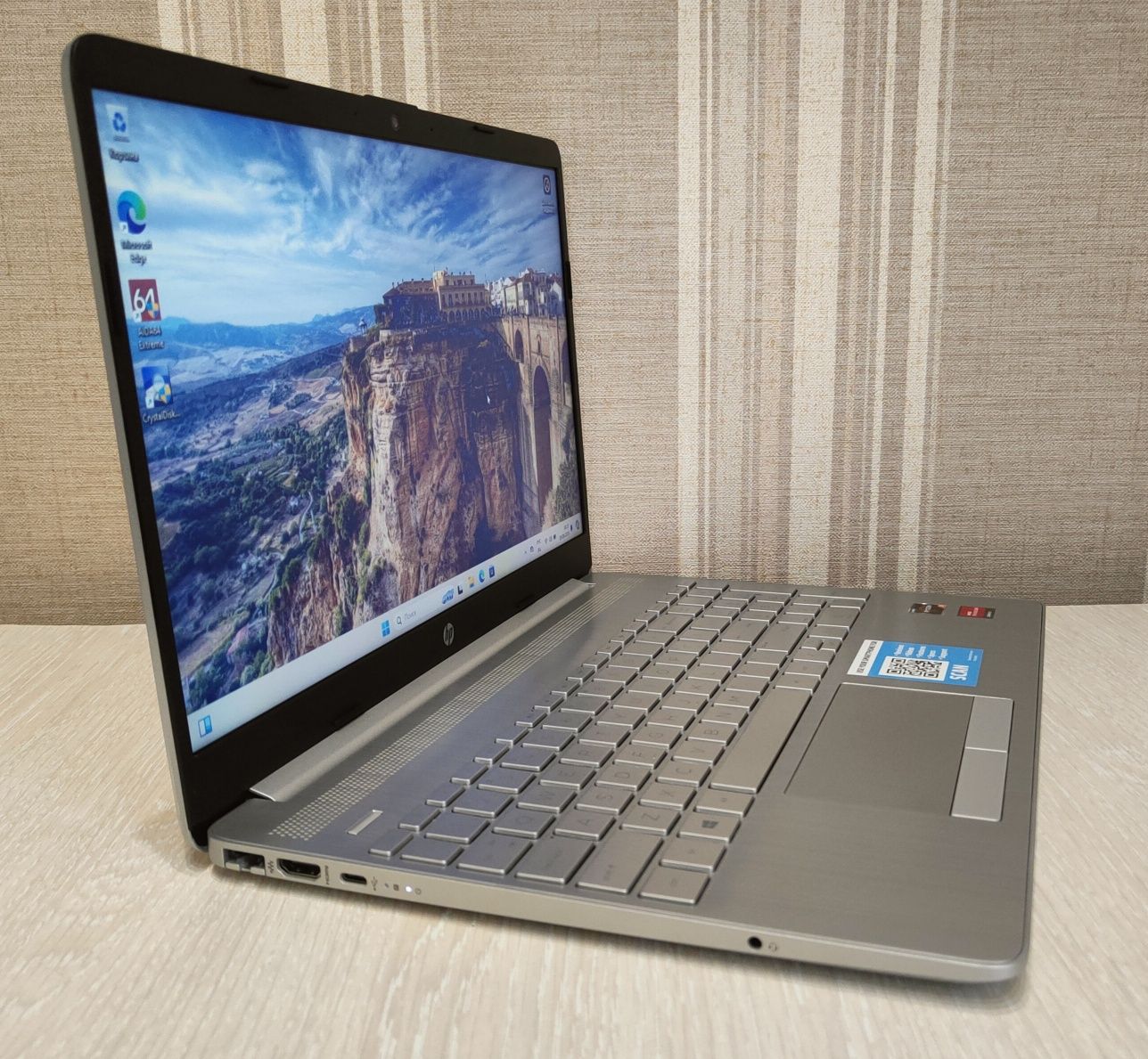 Ноутбук HP 15,6", Ryzen 3 3250U, 8GB DDR4, 128Gb SSD