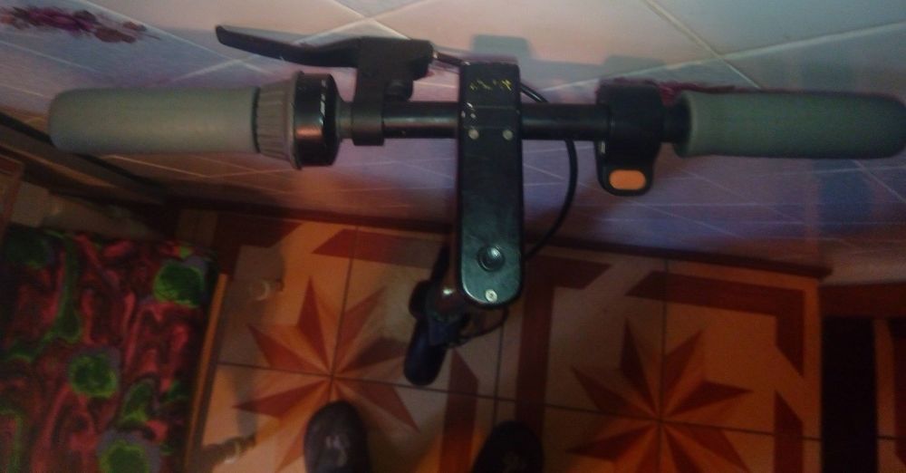 Segway Ninebot G30 MAX рулевая колонка в сборе.